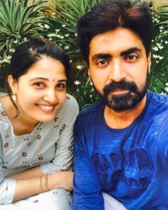 Sandra Amy Instagram - 🥰💞💞💞@prajinpadmanabhan