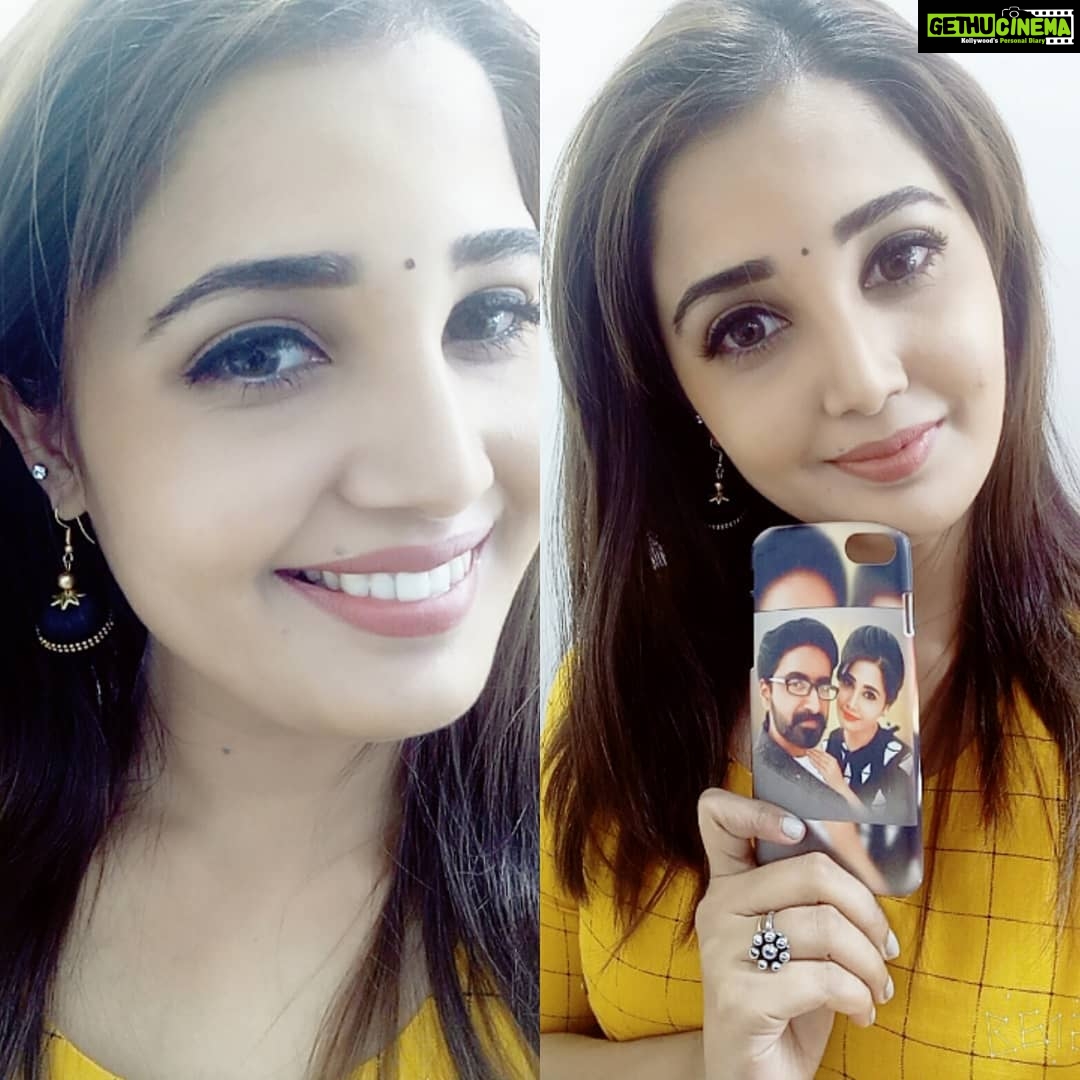 Sandra Amy Instagram - Silkthread jhumka and customised phone case @swetha_fashion_studio 😍😍😍
