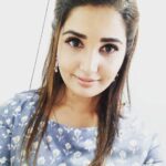 Sandra Amy Instagram - #Jimikkikammal# #songmode# #shoot# #dance# #kaatrinmozhi# #movieday#