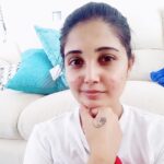 Sandra Amy Instagram - Thnk u so mch f d love dears, so mch f tips, medicines, creams sharing wt me😍😍😍fr my pimples,bt i dn wana try anythn,let it go naturally,bt i nve expect ths mch f msgs 😇😇 lov u all (media news potalum podalaynalum il post ma pics wt pimples😈)