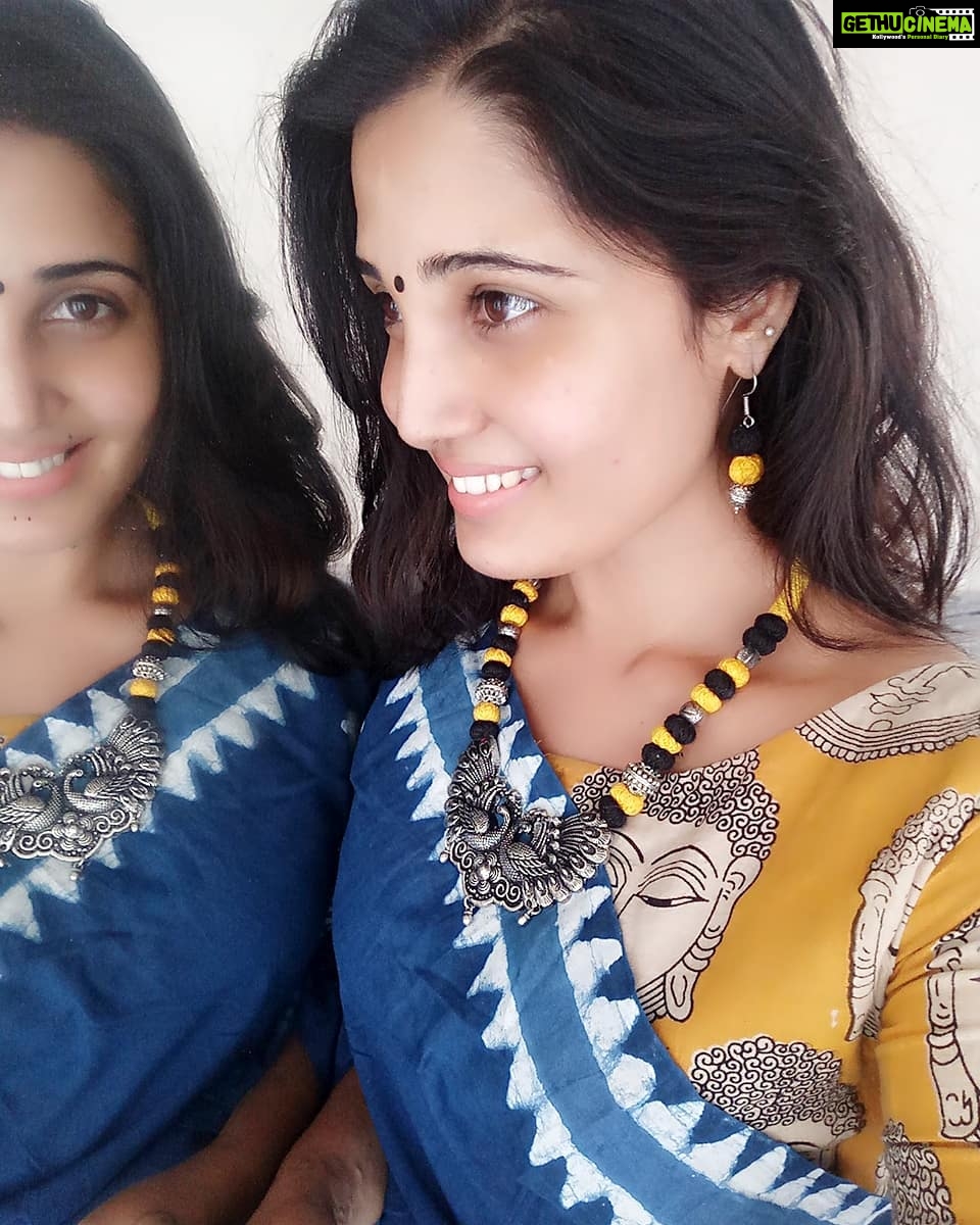 Sandra Amy Instagram - Thread Jwellery with german silver peacock pendant @myorchids_thesilverboutique 😍😍😍
