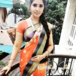 Sandra Amy Instagram - Orange with ash colour combination linen saree.. Sponsered @i_am_shapri Brithsh coin haram,silver bangles and earrings @i_am_shapri 😍😍😍