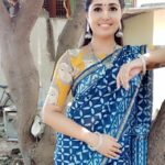 Sandra Amy Instagram - Saree @dakshee_studio ma fav one. Indigo dabu print saree😍😍😍.. Thnk u dear Earring @chennai.allcollections 😍😍 Neckpeice @taniga.adornyourself 😍😍