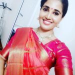 Sandra Amy Instagram - Saree @blossom_up_dress ..my fav sarer😍😍😍😍