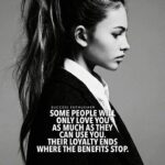 Sandra Amy Instagram - Exactly... The one who cmes wt a friend mask r d one i usly founds fake... Thy learn whtevr thy want nd thy shws thr real dirty face.. 😂😂😂😂the ugliest behvr n d world.. The wolfs n sheep skin😡