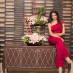Sanjjanaa Instagram - Have you all ever shopped on the #shein app ???? Join the #sheingals now , hear is a new coupon code for all my followers , 2Sanjjanaa200 , It's a extra ₹200 off orders over ₹2000,the validation date is from 1st May 2019 to to 30.july.2019 . Log into @sheinofficial now & shop & enjoy the discounts . Coupon also valid for #men to shop @sheinmen_in , 💝💝💝 Photography by - @harshasprocreation . Mumbai, Maharashtra