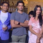 Sanjjanaa Instagram – #RawAndFine is the new awakening for me, and Iam very conscious of what I eat and where the ingredients are sourced from. @Himalayanind ‘s latest brunch at #Toast&Tonic was all about this. Happy that my favorite Mineral Water brand is acknowledging the efforts of such restaurants who put conscious efforts into sourcing products and curating a menu alike.
Event coordinated by @Pallavisrkian
@therakeshjain22, it was great meeting u @kuttiah π & was Fun hanging out with friends @anuj16rai @triyambakam_om_namah_shivay ,
Styled by @nischayniyogi
#himalayanrawandfine
#HimalayanSparkling
#ChefManuChandra Toast & Tonic