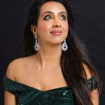 Sanjjanaa Instagram – My life , My career & the challenges that I have been through in recent times , definitely proves that my life has not been a bed of 🌹 Roses for me … , 

  But in the midst of every thing stands a positive mind with a Beautiful soul in me … 🙂 I Humbly accept all the thorns thrown at me and Promise I am only Blossoming out Stronger ❤️ 

I have only done good & helped people I met Unconditionally without expecting any thing in return .. How ever for my Bad luck I crippled into certain Fraudsters … I am a strong Believer in Karma & My Trust has just Risen Stronger in the Indian Judiciary’s system of Law . 

I have evolved so much as a person , that I can’t thank the almighty enough in life for every thing positive that is finally coming my way … 

Thank you to all my Mom & Dad , my in- laws who were my biggest strength & my social media Army of 5 million followers across all platforms … my very few dear friends who stood Rock Solid Strong for me Unconditionally ❤️ Love to all .

Thanx to my team , to have put this fab shoot togeather ❤️

@chandangowda_official 
@rubansaccessories 
@manglabanasude 
@prettify_makeover 
@bangalorefood_hunt Bangalore, India