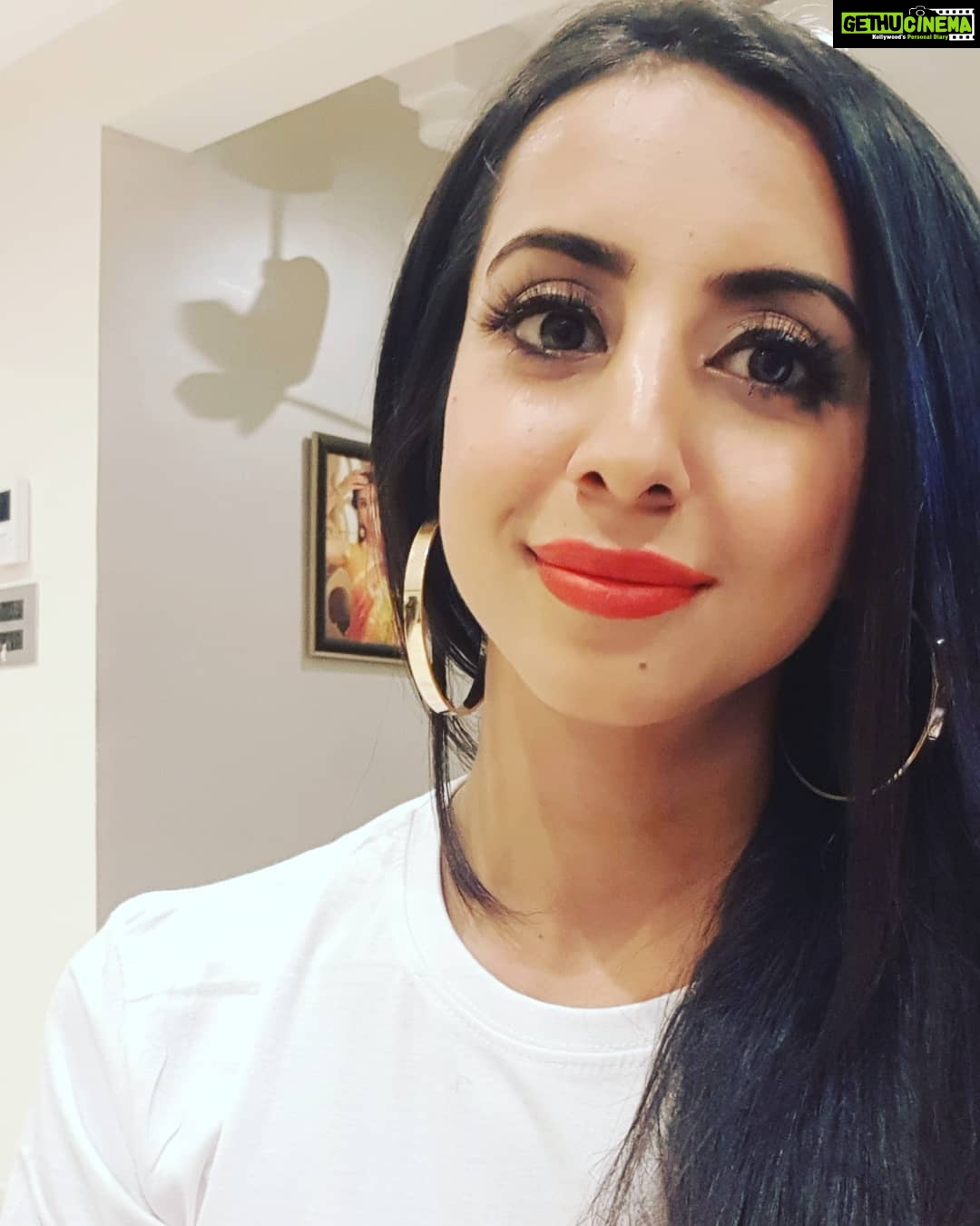 Sanjjanaa Instagram - I loved my box from #stylecracker get your right now ; follow the link below of the @stylecracker website https://www.stylecracker.com/home I am a member already ; get your membership now . Mumbai Andhri