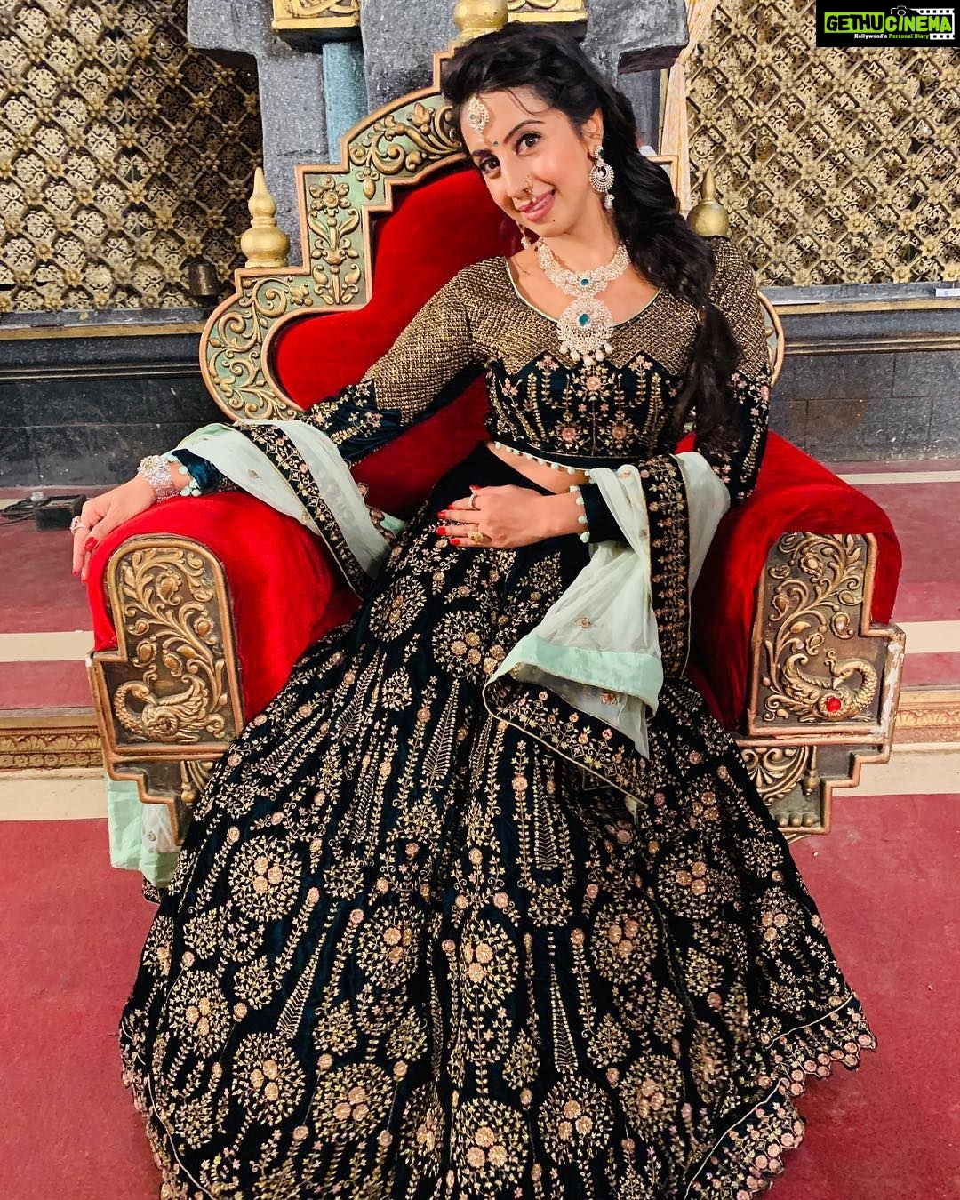 Sanjjanaa Instagram - So happy & proud to be associated with @neerusindia to hav draped me in the grandest lehengas & @tiraabytibarumals to have given me the real diamond studded look , in my show produced by The producers of #Bahubali @arkamediaworks , #Swarnakhadgam, can’t thank you @avnish003 enough 🥰🥰 so now you know where the gorgeous outfits & jewellery’s are coming from dear people 😊 💝 The show is on air on - Swarnakhadgham- telugu title ! @Etvtelugu - Shona talwaal - @colours Bangla channel -Bengali , Swarnakhad-Ghaa - colours Odia - orissa language , Illayathalapathy - in tamil - colours tamil channel . 😊 Ramoji Film city And Hyderabad City Tour