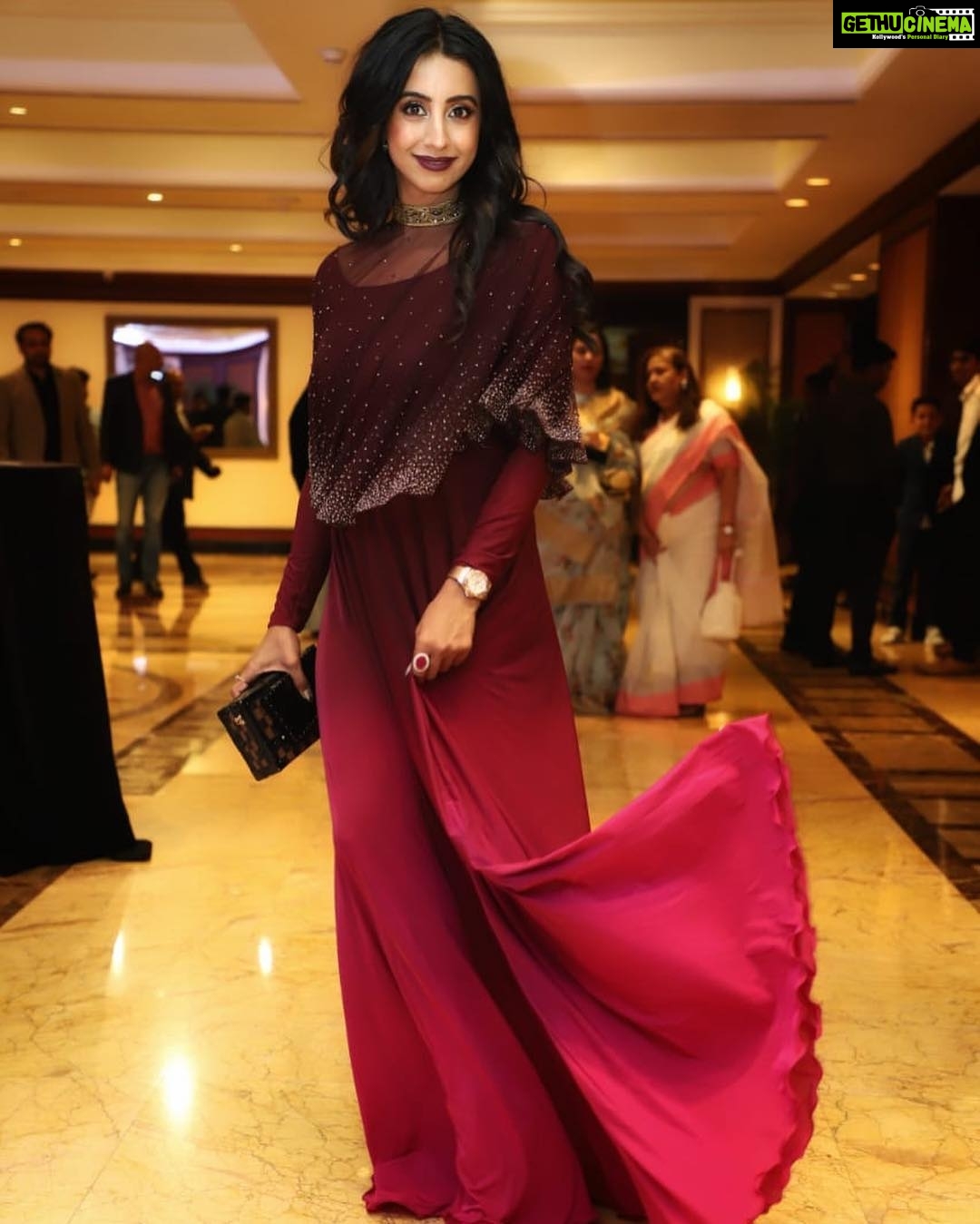 Sanjjanaa Instagram - #maharashtraachieversawards2019 was such a delight to visit , at the #tajlandsend #mumbai , falling in love with this city , congratulations @shaikfazilballys for the wonderful award win , #manymoretocome , your a inspiration #faazil ! ❤️