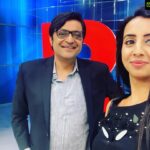 Sanjjanaa Instagram - It’s always overwhelming to be friends with dynamic achiever’s , one gets to learn so much from @arnab.r.goswami , @officialrepublictv @republic.world , and I found Arnab to be A very normal humble and a warm person towards all when I met him at his studio in mumbai over a debate for the first time . “ Never judge a book by its cover “ that saying is for him 😊 and it was such a great feeling to witness the office of #republictv , It’s his biggest ever achievement , now looking forward to the Hindi version of #republictv to soon get on air . 😊 Mumbai, Maharashtra