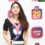 Sanjjanaa Instagram - Honoured to be invited by YONO SBI 20 under 20 to felicitate India’s most enterprising youngsters alongside actor @arjunkapoor and @state_bank_of_indea SBI Chairman Rajnish Kumar and amazed at so much talent we have around us. Had a wonderful time with @namionthemove ❤️ & @om_namaha_shivaya99 ❤️