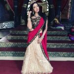 Sanjjanaa Instagram - Feel so beautiful and love when I am shooting for #SWARNAKHADGAM ; close by @neerusindia ,real Diamond jewellery by #tiraa jewellery Hyderabad, Banjara Hills hair and makeup by @gotomirrors , feel nothing less than a real princess in this lovely project by @satyayata , @yatanaveena , produced by the legendary production @arkamediaworks ; feeling blessed 🤩 #sandalwood #telugufilms #kannadafilms Hyderbad Ramoji Flim City