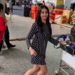 Sanjjanaa Instagram - May the closeness of friends, the comfort of home, and the unity of our nation, renew your spirits this festive season. Here's wishing you all a Very Happy Christmas😊 #merrychristmas , also very happy to bump in to @mvrajeevgowda ji , For breakfast @ The #parkhayatt . What are your plans for New Years every body ? Hyderabad