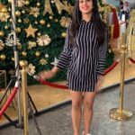 Sanjjanaa Instagram - May the closeness of friends, the comfort of home, and the unity of our nation, renew your spirits this festive season. Here's wishing you all a Very Happy Christmas😊 #merrychristmas , also very happy to bump in to @mvrajeevgowda ji , For breakfast @ The #parkhayatt . What are your plans for New Years every body ? Hyderabad