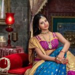 Sanjjanaa Instagram – Pics from our project which is currently on air @colorstvtamil @etvtelugu @etvteluguindia @colorsbangla #coloursodia @voot @youtube .  Wishing everybody a very happy Christmas and a very happy New Year from the entire team of @satyayata @yatanaveena @sanjjanaagalrani @arkamediaworks @sundipved  #Swarnakhadgam #illayathalapathy @ramojifilmcity @swarnakhadgamofficial , pics shot by @shareefnandyala 🙏It’s a blessing to be shooting for this show while it is on air and you have got so much appreciation from the audience of five states #AndhraPradesh #Telangana #TamilNadu #Odisha and #Westbengal . ❤️❤️ love to all ❤️ Ramoji Film City