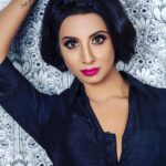 Sanjjanaa Instagram – Some times a peace of rock needs to go through the drill to turn into a polished diamond . 😊 time to bounce bAc hard ! Have a beautifully evening every one & remember nothing that worries you is worth is , so keep smiling . I’m going to hit the gym & nail it today like a rock star ! ❤️
