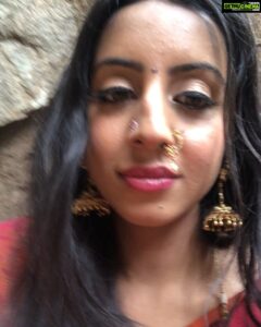 Sanjjanaa Instagram - Its always so much fun to be shooting for #swarnakhadgam , #illayathalapathy , happy diwali from the entire cast & crew @arkamediaworks @yatanaveena @satyayata dear friends , 🙏🙏 send me your best diwali wish in my comments & i will mention it in my stories , love you all hav a pet friendly , environment friendly & a soundless diwali 💝with beautiful lights & diyas 💝💖 Ramoji Film city And Hyderabad City Tour