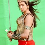 Sanjjanaa Instagram – #SWARNAKHADGAM thank you for your overwhelming response of my introduction episode , more love to all of u , @etvtelugu @satyayata @yatasatyanarayana @yatanaveena , @arkamediaworks , thank u all the lovely odience from our entire team . Ramoji Film City