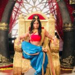 Sanjjanaa Instagram – #SWARNAKHADGAM thank you for your overwhelming response of my introduction episode , more love to all of u , @etvtelugu @satyayata @yatasatyanarayana @yatanaveena , @arkamediaworks , thank u all the lovely odience from our entire team . Ramoji Film City