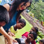 Sanjjanaa Instagram - #throwbacktuesday , pics of my last birthday , with these lovely kids , God has given me so much more than what I need, giving back to the society by such simple deeds of kindness of entertaining children in need give me the biggest high of happyness , going to do something as interesting as this again soon ❤️ 🙏 lots of love 💕 to all my followers, if you truly love me even a little bit , make a child need very happy on my behalf ❤️ 💐 have a nice day 🙏 #Tollywood #TeluguCinema #Swarnakhatgam #Arkamedia #TeluguFilmIndustry #TollywoodActress #Telangana #AndhraPradesh #MultilingualActress #Sanjjanaa #SanjanaGalrani #Sanjjanaagalrani #GlamorousQueen #bujjigadu #vasavadutta #swarnakhadgam