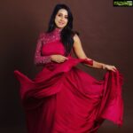 Sanjjanaa Instagram – Hi guys have a look at this really beautiful pictures shot by 

@portraitbybhardwaj 
MUA @manglabanasude 
Outfit @worldofvastram 
Jewellry @rubansaccessories … 

As the call with Wave three has come around as a big threat , let’s address it before it affects our life .. Stay safe and stay indoors as much as you can , stay blessed .

Check out my YouTube channel in my Instagram Bio , do subscribe to it & show some love ❤️ Karnataka, Bangalore