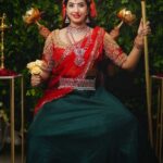 Sanjjanaa Instagram - The very talented team whom I did the shoot with ❤️ Beautiful Jewellry by @srikrishnadiamondsandjewellery , Photography @shivs_snap , Mua @prettify_makeover , Shoot Decor by @hidden.lightz , Designer @florencefashion4 Editor ✍️ @kool_swaroop Very happy to share you a Navrathri special look that I recently shot for ❤️. ❤️. ❤️. ❤️. . #celebrityinfluencer #indianfilmactress #southindianactress #indianbrands #sanjjanaa #sanjjanaaGalrani #bujjigadu #bangloreinfluencers #hyderabadinfluencers #kannadafilmactress #telugufilmactress #pspk #pawankalyanfan #dboss #dbossfans #sanjana #sanjanagalrani.