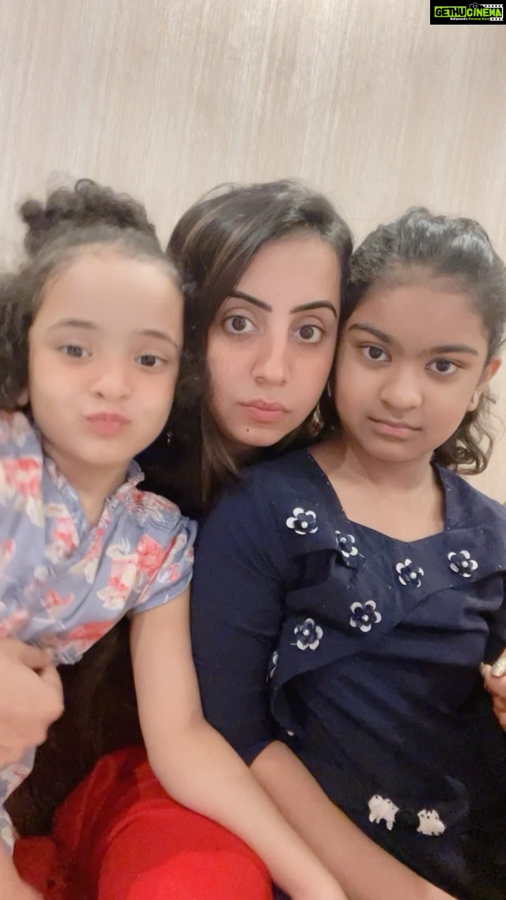 Sanjjanaa Instagram - Double Tap ❤️ One single comment for this cute lovely video ❤️❤️❤️❤️❤️ ❤️ #celebrityinfluencer #indianfilmactress #southindianactress #indianbrands #sanjjanaa #sanjjanaaGalrani #bujjigadu #bangloreinfluencers #hyderabadinfluencers #kannadafilmactress #telugufilmactress #pspk #pawankalyanfan #dboss #dbossfans #sanjana #sanjanagalrani.