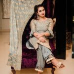 Sanjjanaa Instagram - Beautiful out fit by @rsbrothersindia with lovely Zardhosi work … Shot @suzen_productions (clement Photographee) @nadia_khan_makeupartist Follow #rsbrothersindia & order your lovely designer wear Festive outfit from them … Also don’t forget to check out there daily wear collection … ❤️❤️❤️ #celebrityinfluencer #indianfilmactress #southindianactress #indianbrands #sanjjanaa #sanjjanaaGalrani #bujjigadu #bangloreinfluencers #hyderabadinfluencers #mirrorsluxurysalons.