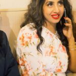 Sanjjanaa Instagram - #celebrityinfluencer #indianfilmactress #southindianactress #indianbrands #sanjjanaa #sanjjanaaGalrani #bujjigadu #bangloreinfluencers #hyderabadinfluencers #mirrorsluxurysalons.