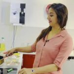 Sanjjanaa Instagram - Sanjjanaa Galrani Shares diet recipe very easy to make at home only on her YouTube channel, look for Sanjjanaa Galrani official on YouTube & subscribe now … video out now watch it now ❤️❤️❤️❤️ ❤️ ❤️ #celebrityinfluencer #indianfilmactress #southindianactress #indianbrands #sanjjanaa #sanjjanaaGalrani #bujjigadu #bangloreinfluencers #hyderabadinfluencers #mirrorsluxurysalons.