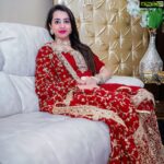 Sanjjanaa Instagram - Double Tap ❤️ Beautiful Dress by @rsbrothersindia 📸 @manu_mj_joe , @stories_of_pixel Edited by @thejan__ Thanking Lord Ganesha for all the blessings, for all the happiness, for all the positive things in life 🙏🙏 Happy Ganesha festival to everybody thank you for all your love thank you for all your support each and everyone of my social media Family … 🙏 ❤️ ❤️ #celebrityinfluencer #indianfilmactress #southindianactress #indianbrands #sanjjanaa #sanjjanaaGalrani #bujjigadu #bangloreinfluencers #hyderabadinfluencers #mirrorsluxurysalons. Telangana
