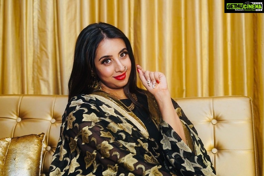 Sanjjanaa Instagram - Eid Mubarak 🌙❤️ releasing a special set of pics for this Eid ❤️❤️❤️ I miss being home , I miss being with my family , working round the clock becomes my at most priority , shooting Non stop for “Manishankar” in #Hyderabad , love to all ❤️❤️❤️ 📷 : @manu_mj_joe Hair & make up @shruthireddy & @sumakeover_by_lavanya . ❤️❤️❤️❤️ Hyderabad High-tech City