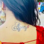 Sanjjanaa Instagram - Sanjjanaa Galrani || Reveals the story of Her True Love & her Tatoo 🧿🧿 Here is a tattoo that I’m revealing , which is very personalised and close to my heart , of the Love of my Life … I Had kept it under wraps all these years because I wanted to keep my Love Personalized and away from Character assassination‘s & unnecessary Gossips .. Now that we are officially Married I am portraying it as the “Strength” that I live with . Being in a “ Actresses “ profession , face so many unnecessary Allegations of linkups with men of all brigades, literally friends whom we are seen with more than one or two times , it’s “Funny” but I’m talking Facts .. while I remember being Victimised myself , my younger “ Rakhi Brother “ also was declared as my “ Sugar daddy Boyfriend” there fore even a brother seen in public many times with an actress becomes our so called public boyfriends ???? How badly I feel “ Victimised “ ? Mentally Disturbing isn’t it ??? And if the opposite person the “ Friend “ or “Wellwisher” , is a Famous Actor , politician or Cricketer … it’s declared that the Friendship is beyond boundaries with out any proof or Evidence .. with 1000 Diffrent versions of Stories , “ Wow “ Disgustingly Sad that we are in such a closed Minded Society “ where even in 2021 , Many judge Relationships in a Cheap Vision .. But in the Midst of all these Issues , Allegations & Negativity , True love finds its way & Only true lovers stand for each other … Truth finally Prevails . There fore here is a part of “My body” where I dedicate it to the Man I love , with Penning down his Name on me … Now & For ever .. Love you Azeez … I thank the almighty for every year of my life I spent with you in the last 15 years as a True Friend , A lover , A husband & A Father Like mentor ..❤️❤️❤️💕 Karnataka, Bangalore