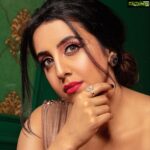 Sanjjanaa Instagram - Attitude is everything ❤️ Makeup @zorainsstudioandacademy 📷: @chandanmouliphotography Edit : @thejan__ Jewellery : @zorainsjewellery Outfit @vibbhinna