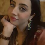 Sanjjanaa Instagram – @rubansaccessories thank you for the lovely earrings …. lovely kno ????