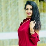 Sanjjanaa Instagram - It does not matter what you have gone through what matters is how you have picked up yourself from what you went through and how strong you’re coming back 👍👍👍👍. #selfmotivation is the biggest key 🙏🙏🙏 thank you for my each and every of my 10 lakh ++ Instagram followers to have been with me throughout in this journey .. I promise you I will make you all proud again ❤️❤️❤️❤️ Bangalore, India