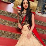 Sanjjanaa Instagram - Sharing some #throwback pics from sets of @swarnakhadgamofficial , some lovely pics by @shareefnandyala , hair & make up by @gotomirrors , clothes by @neerusindia .. ❤️❤️❤️ Ramoji Film City