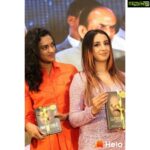 Sanjjanaa Instagram - It was such a big honour to be sharing this beautiful opportunity of this very motivating book by @drkhariprasad Garu “I’m possible” launch. As we all know motivation is the need of the hour... Happy to share the stage with favourites @pvsindhu1 #kirankumarreddy @azharflicks & many others .