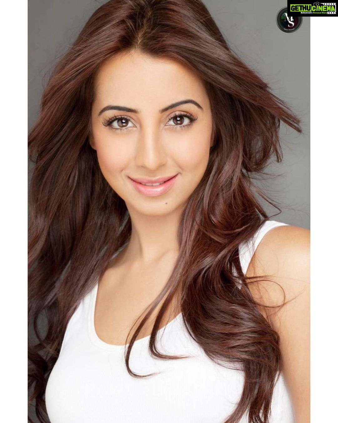 Sanjjanaa Instagram - “This becoming will ask for your breath, patience and for your fight, perseverance. Transformation is made both of surrender and strength..” Photography - @munnasimon Hair & make up - @ajayshelarmakeupartist Styling - @nischayniyogi