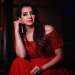Sanjjanaa Instagram - "𝕎𝕒𝕜𝕖 𝕦𝕡 𝕒𝕟𝕕 𝕞𝕒𝕜𝕖𝕦𝕡." Actress - @sanjjanaagalrani MUA - @apeksha.naik Talent 📷 - @v_i_k_iphotography Designer - @chandangowda_official Jewellery - @rubansaccessories #apekshanaik #sanjjanaa #sanjjanagalrani #bangalore #bangaloremakeupartist #bangalorebloggers #makeupartistsworldwide #makeupartistindia #indiamua #southindia #southindianactress #southactress #indianactress #makeupblogger #nakeupinspiration #makeupinspo #makeuoinsta #makeupinstagram #explore #explorepage #foryou #foryoupage #portrait #portraitphotography #picoftheday Renaissance Bengaluru Race Course Hotel