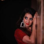Sanjjanaa Instagram - "𝔻𝕠𝕟'𝕥 𝕝𝕖𝕥 𝕥𝕠𝕕𝕒𝕪 𝕓𝕖 𝕒 𝕨𝕒𝕤𝕥𝕖 𝕠𝕗 𝕞𝕒𝕜𝕖𝕦𝕡." Actress - @sanjjanaagalrani MUA - @apeksha.naik Talent 📷 - @v_i_k_iphotography Designer - @chandangowda_official Jewellery - @rubansaccessories #apekshanaik #sanjjanaa #sanjjanagalrani #bangalore #bangaloremakeupartist #makeupartistbangalore #bangaloreinfluencers #bangaloremodels #indiamua #southindianfashion #southindianactress #makeupinspo #makeupinfluencer #makeupblogger #makeupinstagram #foryou #foryoupage #explore #explorepage #portrait #portraitphotography #pictureoftheday Renaissance Bengaluru Race Course Hotel