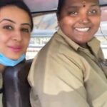 Sanjjanaa Instagram - ಮಹಿಳೆಯರು ಯಾವುದಕ್ಕೂ ಕಮ್ಮಿ ಇಲ್ಲ ಅನ್ನೋದು ಎಷ್ಟು ನಿಜ ಅಂತ ಇದ್ರಿಂದ ಗೊತ್ತಾಗುತ್ತೆ ನೋಡಿ. ಸಂಜನಾ ಗಲ್ರಾಣಿ ಎಂ ಜಿ ರೋಡ್ ಕಡೆಗೆ ಜಾನ್ಸಿ ಅನ್ನೋ ಮಹಿಳೆಯ ಆಟೋದಲ್ಲಿ ಹೋಗಿ ಅವರನ್ನು ಪರಿಚಯಿಸಿಕೊಂಡ ಬಗೆ ಹೀಗಿದೆ ನೋಡಿ 🙏💛❤ ಬೆಂಬಲಿಸಿ ನಮ್ಮ ಪುಟವನ್ನು @kannadamodelsofficial ---------------------------------------- ಕೃಪೆ - Credit @sanjjanaagalrani @jancybv ---------------------------------------- ▶ನಮ್ಮ ಕನ್ನಡ ನಾಡು ▶#kannadamodels ▶#kannadamodelsofficial ▶#kannadamodelsreels ▶ಮಾದರಿ - ಚಲನಚಿತ್ರ - ಪ್ರಚಾರ ನಮ್ಮನ್ನು ಸಂಪರ್ಕಿಸಿ - Contact Us @kannadamodelsofficial ಜಿಮೇಲ್ - Gmail kannadamodels@gmail.com #bengaluru #bangalore #auto #autoride #autorikshaw #trending #kannada #karnataka #insta #instagram #love #reels #instareels #kannadareels #reelsviral #remix #trend #viral #song Bengaluru