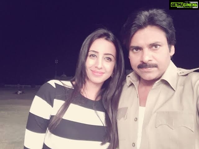 Sanjjanaa Instagram - Wishing PowerStar #PawanKalyan Garu a Very Happy Birthday π . . . . . . . . . . . #HappyBirthdayPowerstar @pawankalyan_fc @teampawankalyan @pawankalyanofficiall @pawankalyan.k_ @pawanism_network #sardaargabbarsingh #pawankalyan #sanjjanaa #sanjjanaa #sanjana #glamourqueen , #swarnakhadgam #southindiancinema #sanjanagalrani #influencercon2019 ,#influencerconference2019 #influencerconference #influencerconsulting