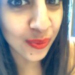Sanjjanaa Instagram – Yummy quality food , crazy tasting , Arabic countries never make me feel home Sikh in terms of food … I can get he’s just to eat eat & eat …. 💝💝💝 #doha #qatar , the journey has just begun @siimsawards , fun times #tirumal gaaru fun to be around u …