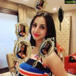 Sanjjanaa Instagram - Mirror on the wall Here we are again Through my rise and fall You've been my only friend. #b612 #mirrormirror #b612india I am going crazy for this application @official.b612 , @b612.india ❤️ I love this filters 💝💝 download it now 💝 Mumbai, Maharashtra