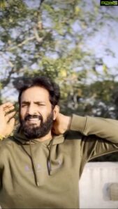 Santhanam Instagram - Lockdown la chumma oru reel 😜
