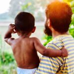 Santhosh Prathap Instagram – “The soul Is healed by  being with children.”
#kids #innocence #happiness #beingyoung 
#mymodels 👼🏻 Tamil Nadu