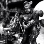 Santhosh Prathap Instagram - "Painting, sculpture and Architecture are Finished, but the ART habit continues" #sculpture #divine #priceless #art Kumbakonam/கும்பகோணம்